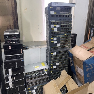 深圳回收電腦個(gè)人閑置電腦處理指南，英耀全程指導(dǎo)不踩坑